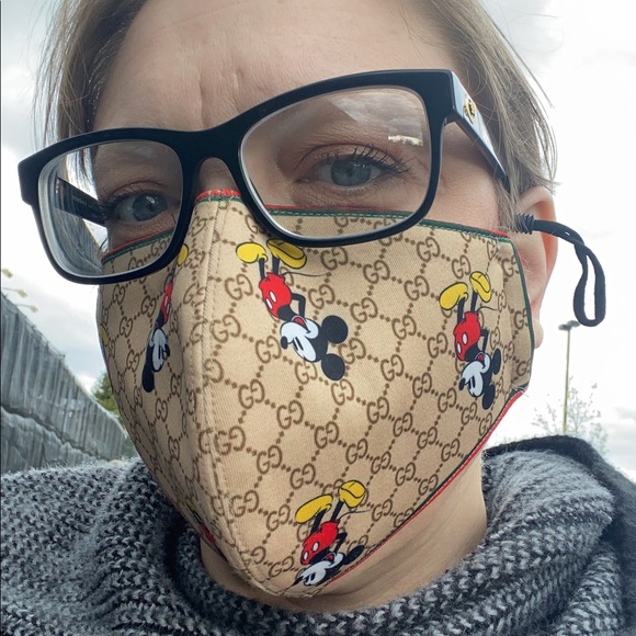 Meet your Posher, Tania - Picture 1 of 1